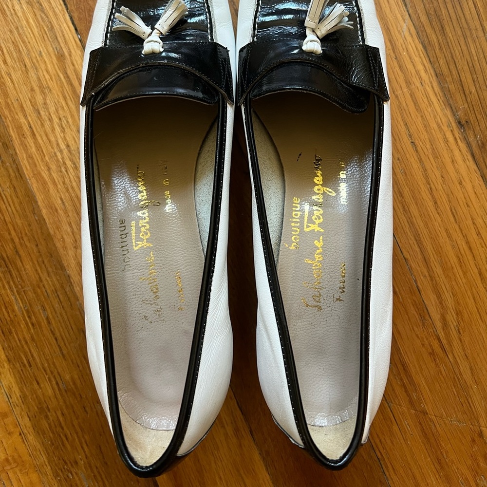 Ferragamo Tassel Loafers, Black & White Flats - Picture 5 of 9
